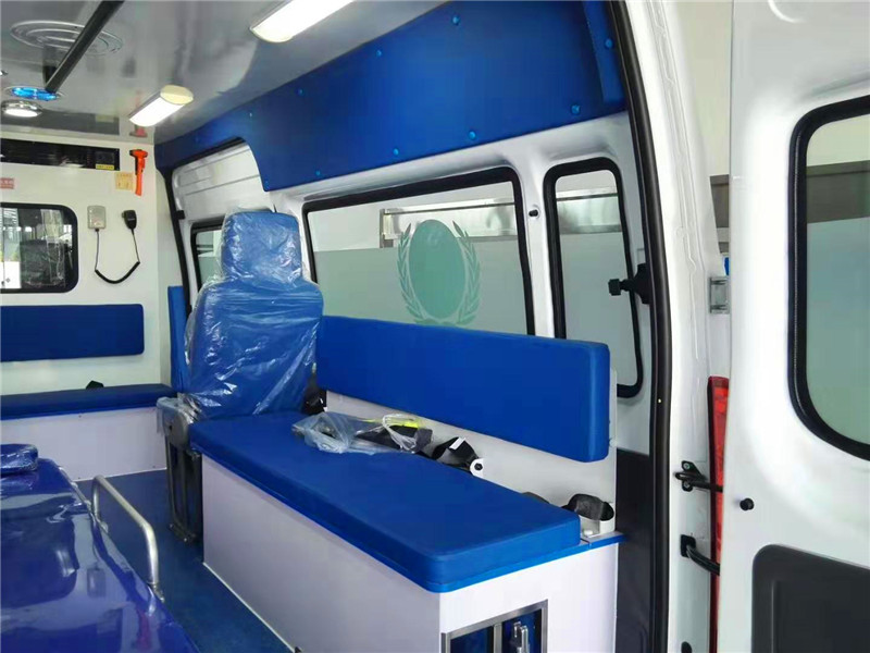 福特新世代V348长轴中顶救护车