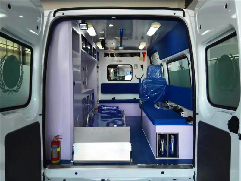 福特新世代V348长轴中顶救护车