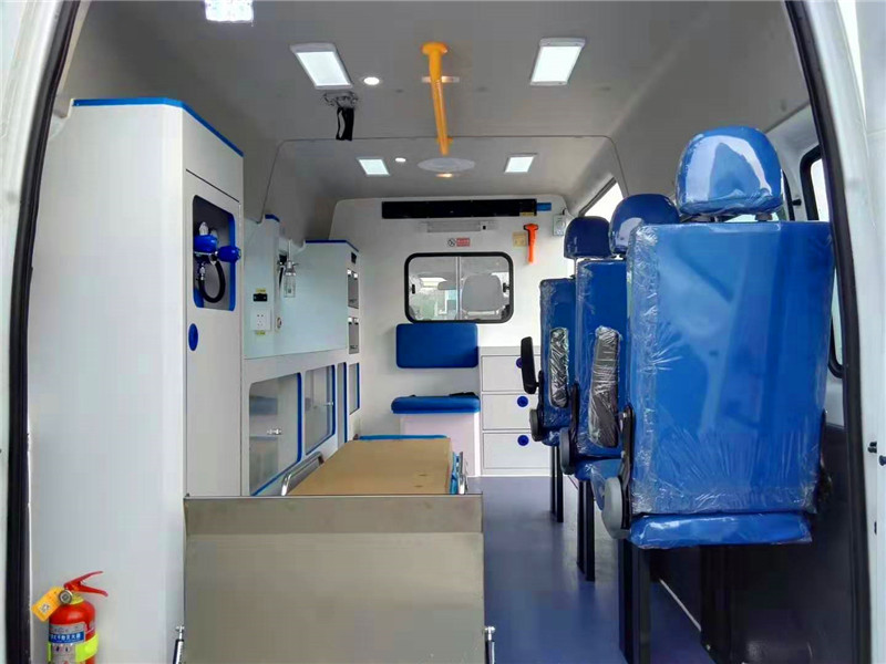 福特新世代V348长轴高顶运输型救护车