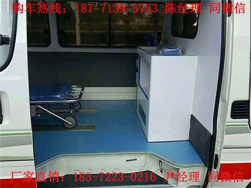 金杯海狮高顶运输型救护车（汽油）