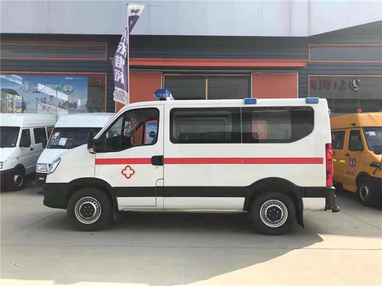 依维柯欧盛救护车（转运型）