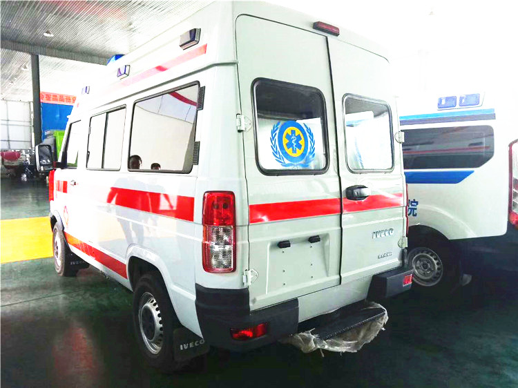 依维柯宝迪救护车（国际负压型）