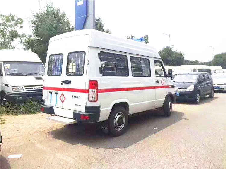 依维柯宝迪救护车（国际负压型）