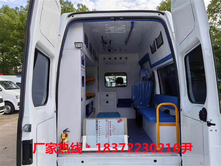 国六福特新世代V348柴油监护型救护车！